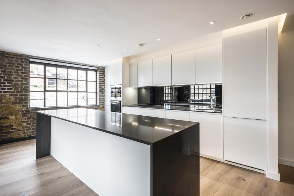 Apartment in London - More