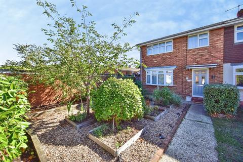 3 bedroom end of terrace house for sale, Woodpecker Road, Larkfield, Aylesford