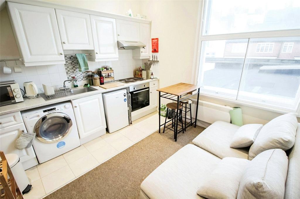Apartment in East Sussex - View 2