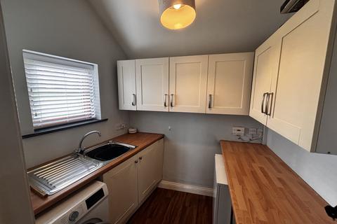 3 bedroom detached house to rent, Upton Lane, Dundry BS41