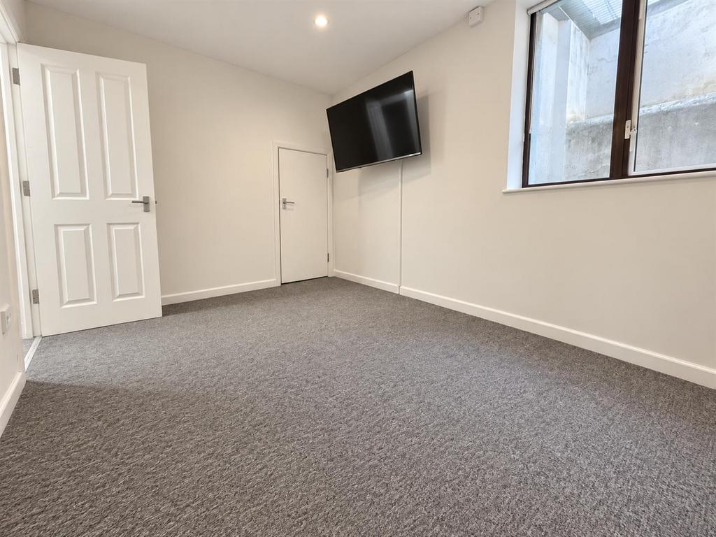 House in Brighton - View 2