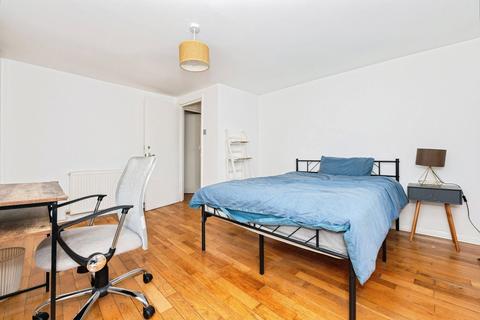 1 bedroom flat for sale, Pier Road, Northfleet, Gravesend, Kent, DA11