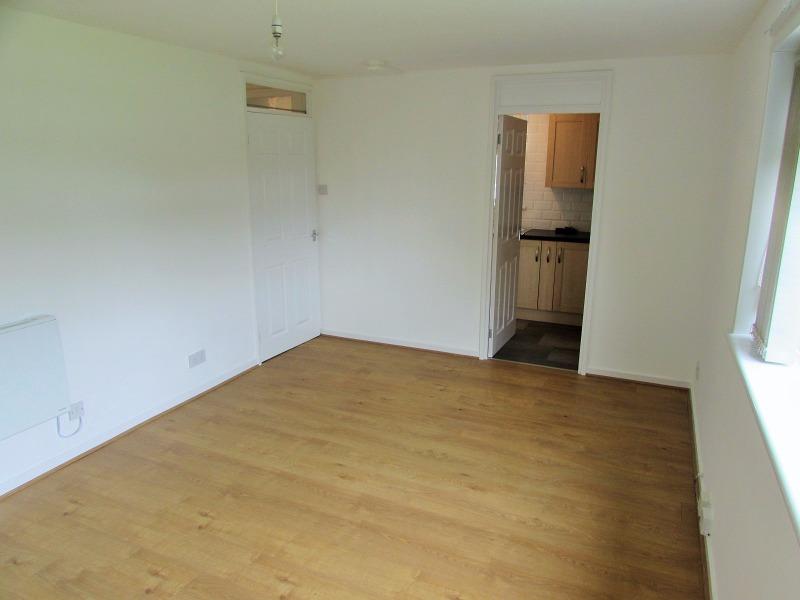 Apartment in East Kilbride - View 4