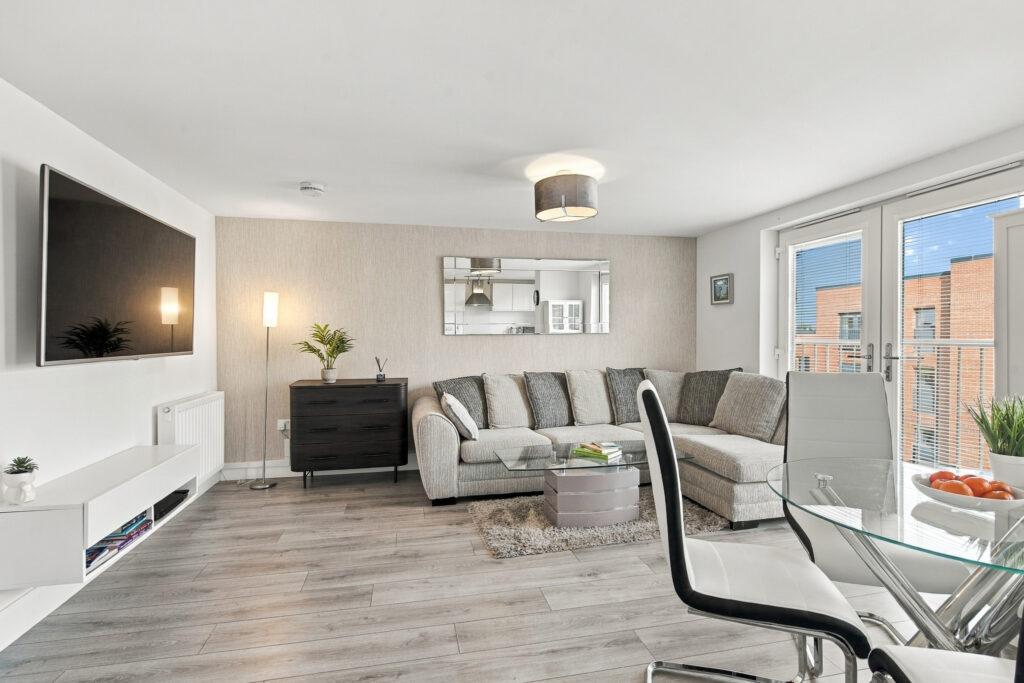 Apartment in Edinburgh, Leith Central - View 5