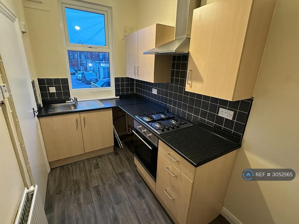 House in Leeds - View 5