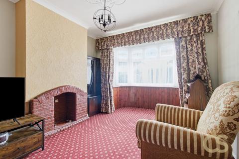 4 bedroom semi-detached house for sale, Eastfield Road, Cheshunt, Hertfordshire, EN8 7EU