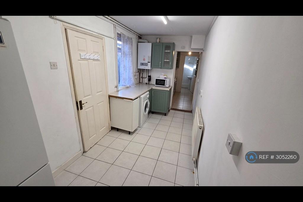 Apartment in Wigston - View 4