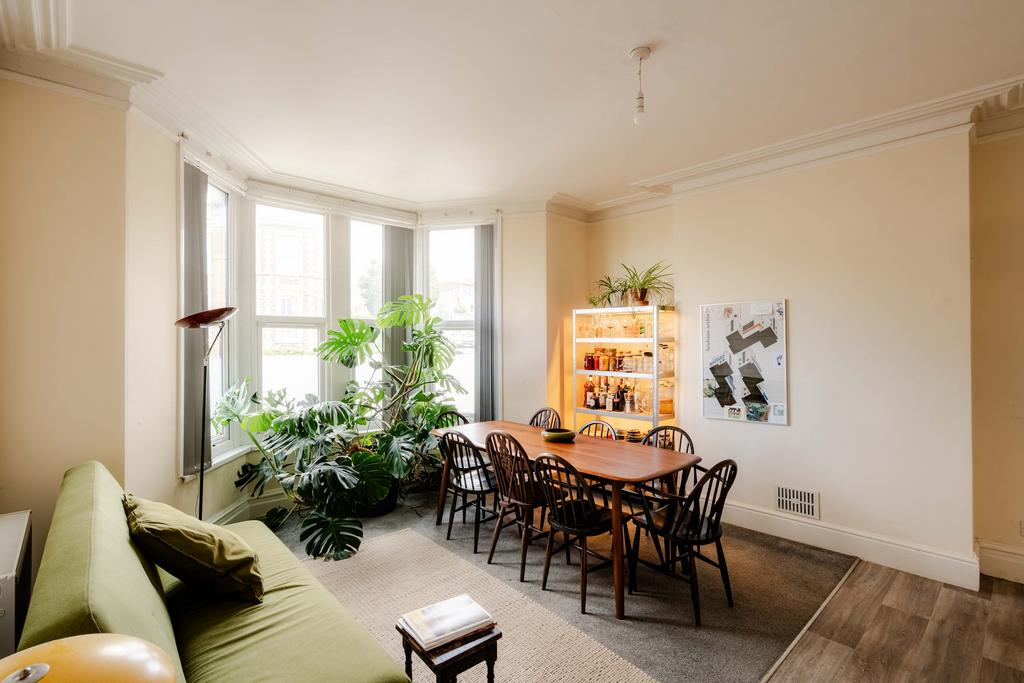 Apartment in Bristol - View 4