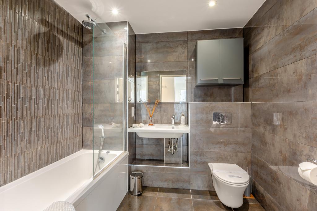 Apartment in Cambridgeshire - View 4