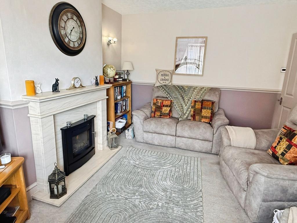 House in Leicester - More