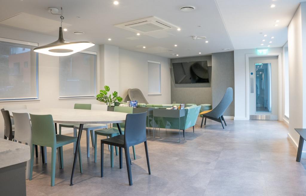 Apartment in Nottinghamshire - View 3