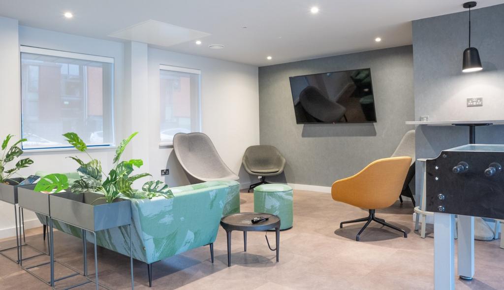 Apartment in Nottinghamshire - View 5