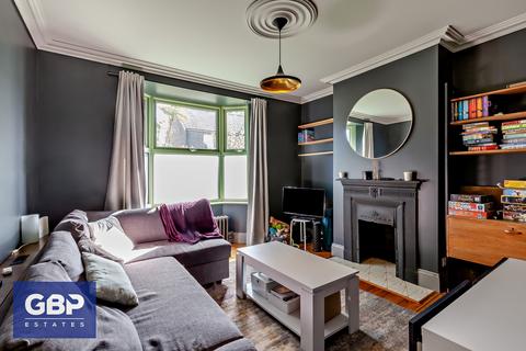 3 bedroom semi-detached house for sale, Catherine Road, Romford, RM2