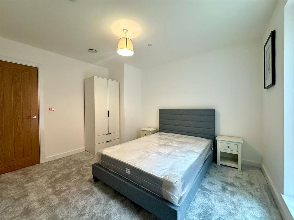 Apartment in Birmingham - More