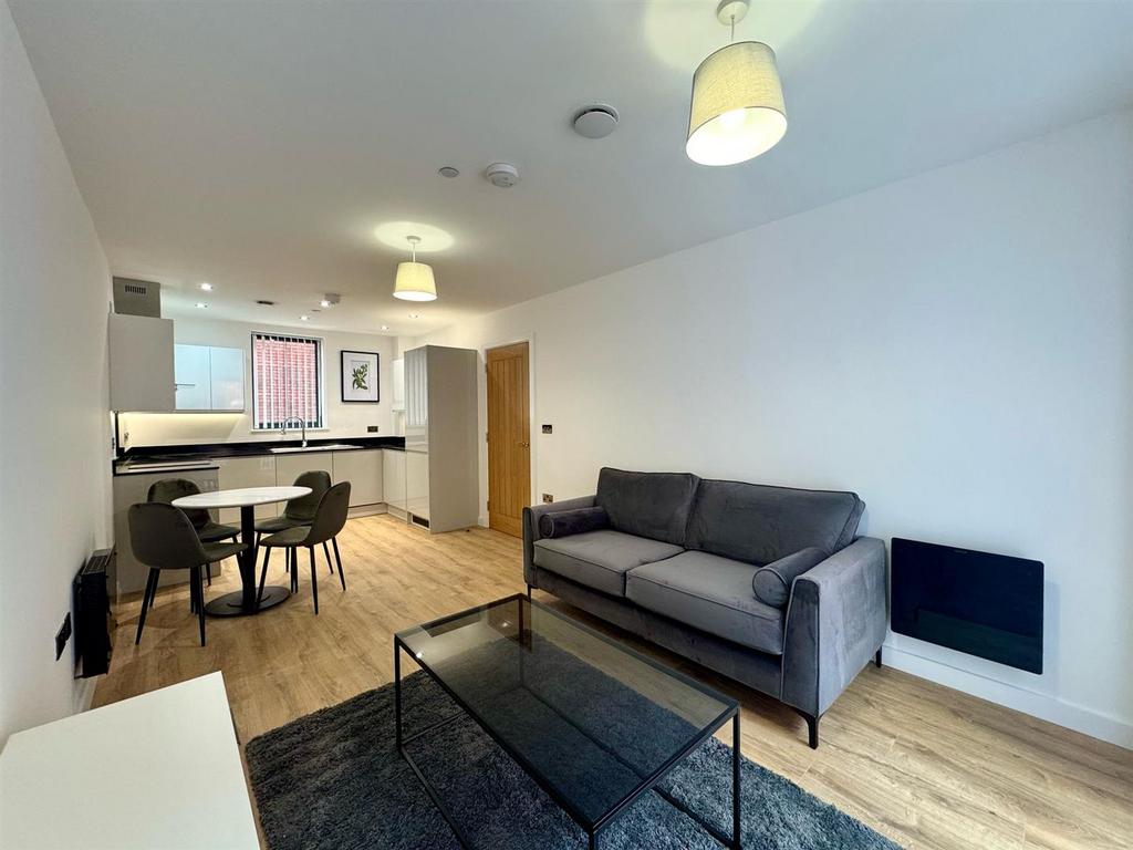 Apartment in Birmingham - View 3