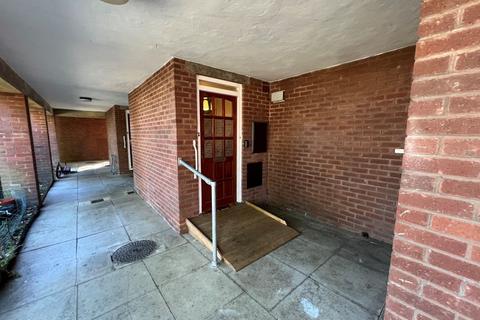 2 bedroom maisonette for sale, 16 Bromford Hill, Birmingham, B20 2TD