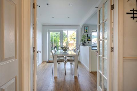 4 bedroom end of terrace house for sale, Park Avenue, Bromley