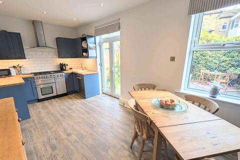 3 bedroom terraced house for sale, Wells Terrace, Halifax HX3
