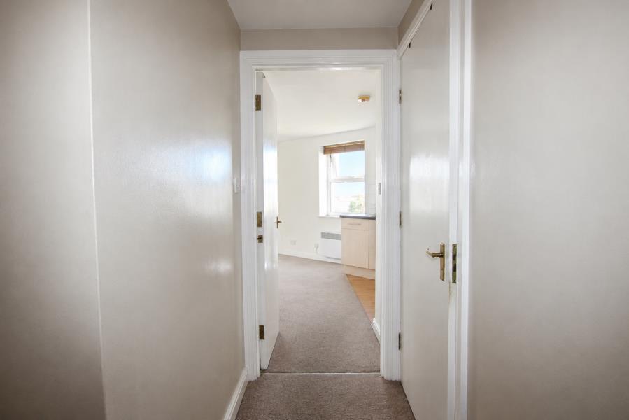 Apartment in Bristol - View 2