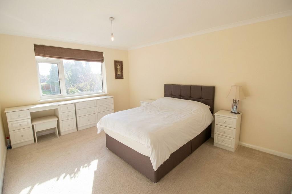 Apartment in Leicester - View 3
