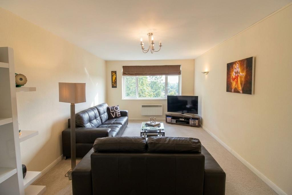 Apartment in Leicester - More