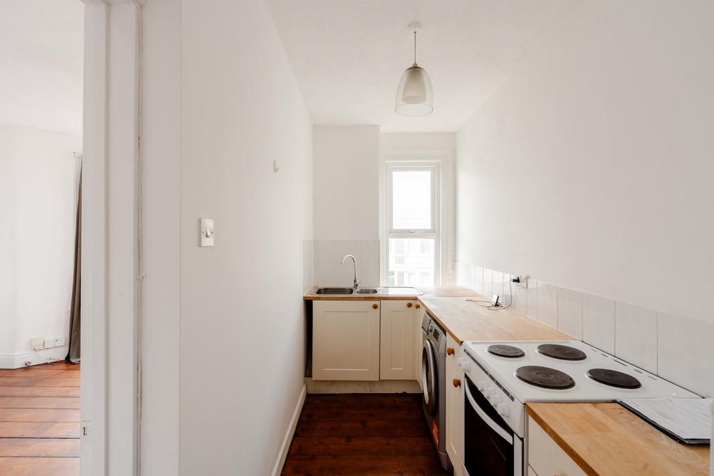 Apartment in Bristol - View 5