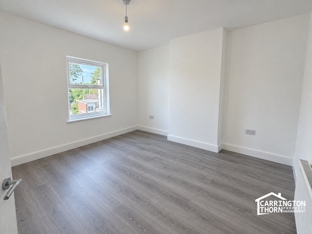 Apartment in Smethwick - View 3