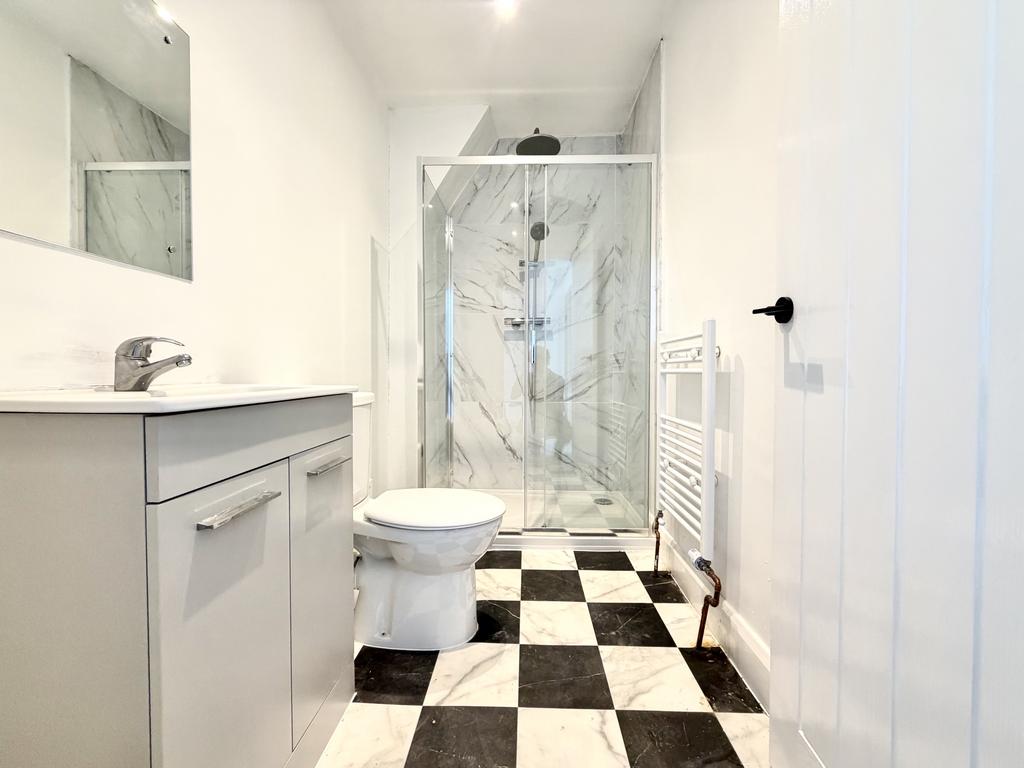Apartment in Brighton - View 4