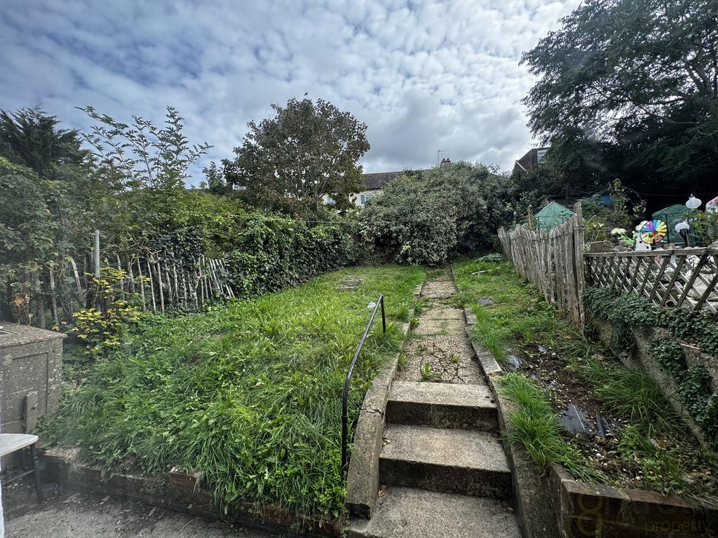 House in Brighton - View 5