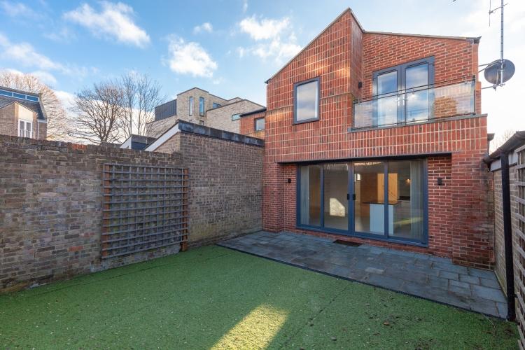 House in Oxford - View 2