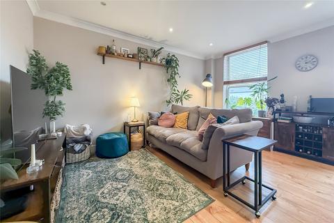 2 bedroom apartment for sale, St. Peters Street, St. Albans, Hertfordshire, AL1