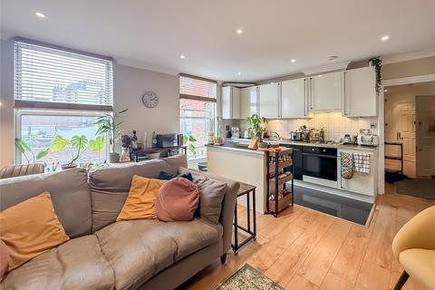 2 bedroom apartment for sale, St. Peters Street, St. Albans, Hertfordshire, AL1