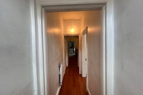 4 bedroom terraced house for sale, 43 Barrows Road, Sparkbrook, Birmingham, B11 1PP