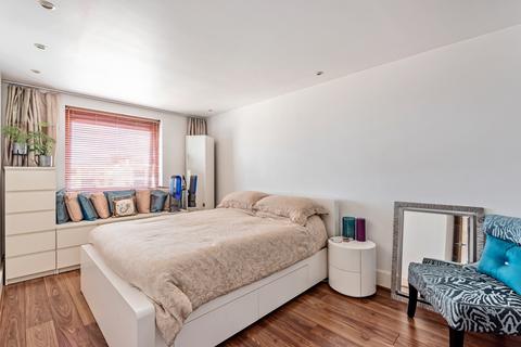 2 bedroom flat to rent, Jerome Place, Kingston Upon Thames, KT1
