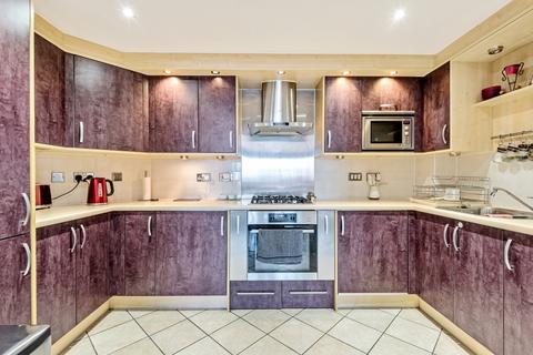 2 bedroom flat to rent, Jerome Place, Kingston Upon Thames, KT1
