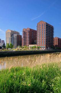 3 bedroom apartment for sale, Heron Wharf, Poplar, Leven Road, London E14