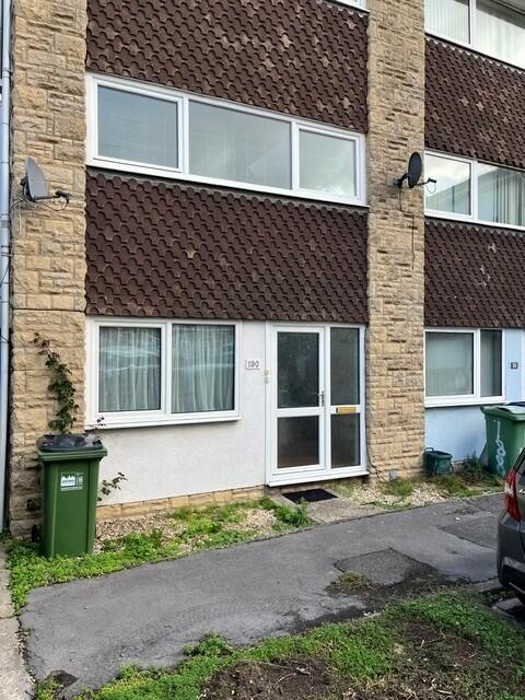 House in Cowley - View 2