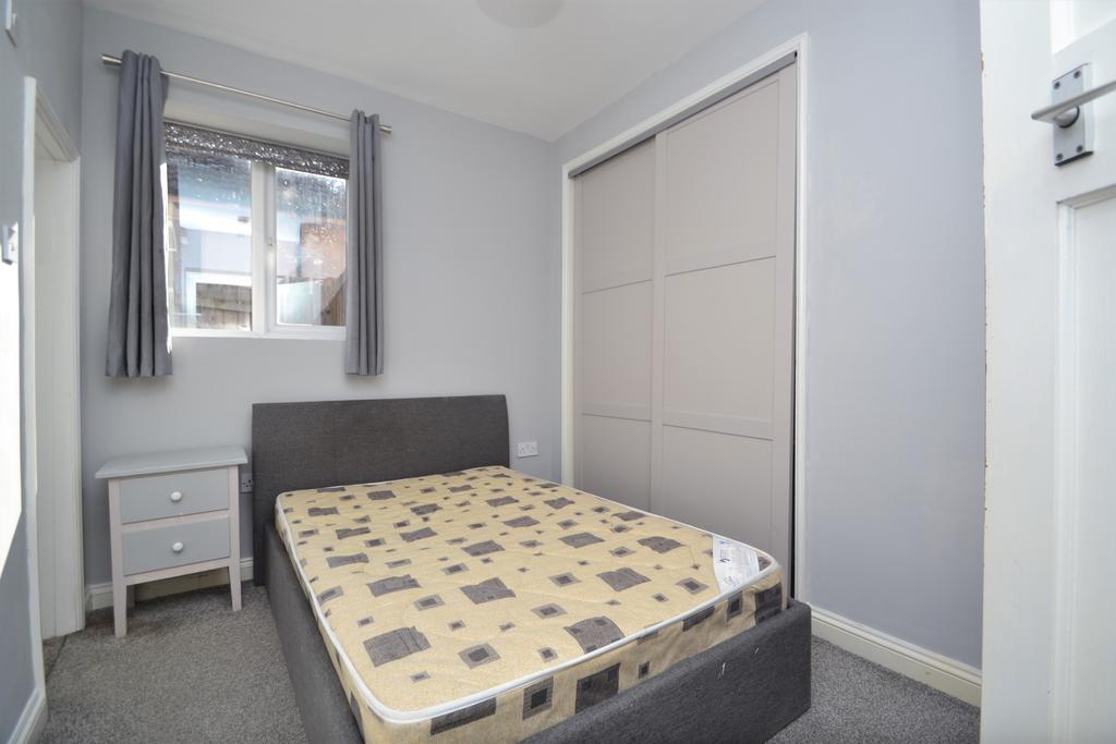 Apartment in Leeds - View 4