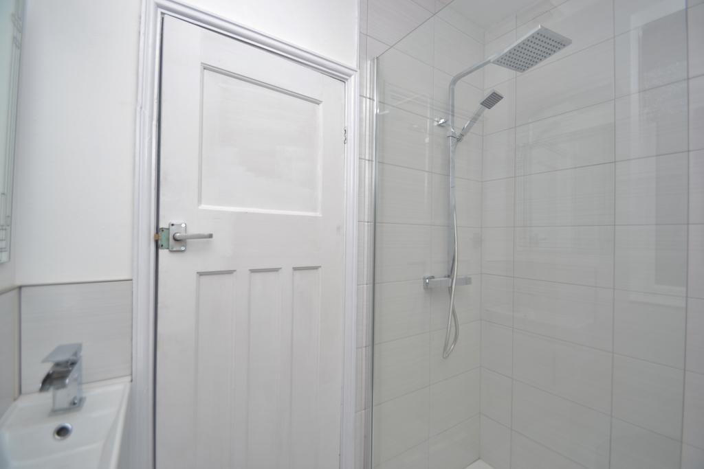 Apartment in Leeds - More