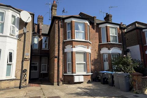 2 bedroom flat to rent, Holland Road, London, NW10