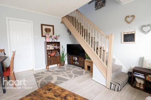 2 bedroom end of terrace house for sale, Oak Close, Swadlincote