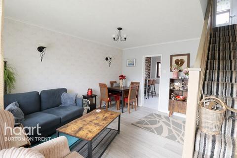 2 bedroom end of terrace house for sale, Oak Close, Swadlincote