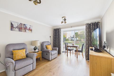 2 bedroom retirement property for sale, Millfield Court, Brampton Court, Huntingdon.