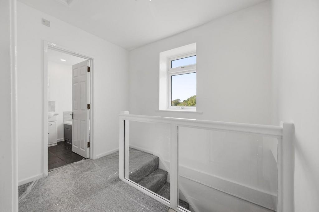Apartment in Bristol - View 2