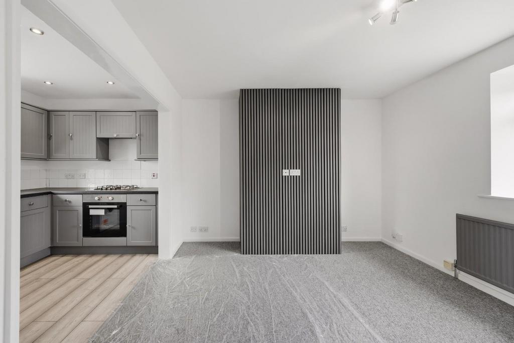 Apartment in Bristol - View 5