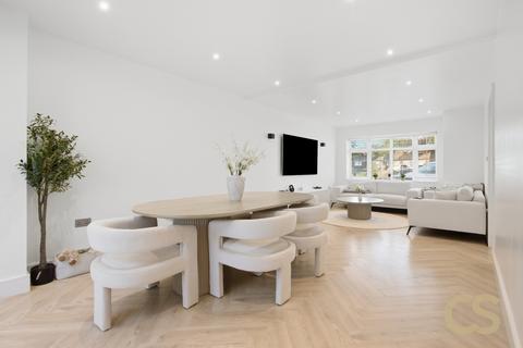 3 bedroom semi-detached house for sale, Montayne Road, Cheshunt, Hertfordshire, EN8 8LS