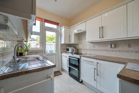 4 bedroom semi-detached house for sale, Durham Road, Harrow