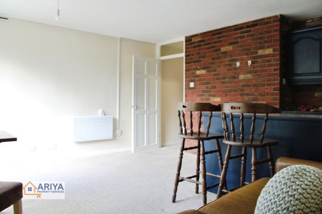 Apartment in Leicester - More