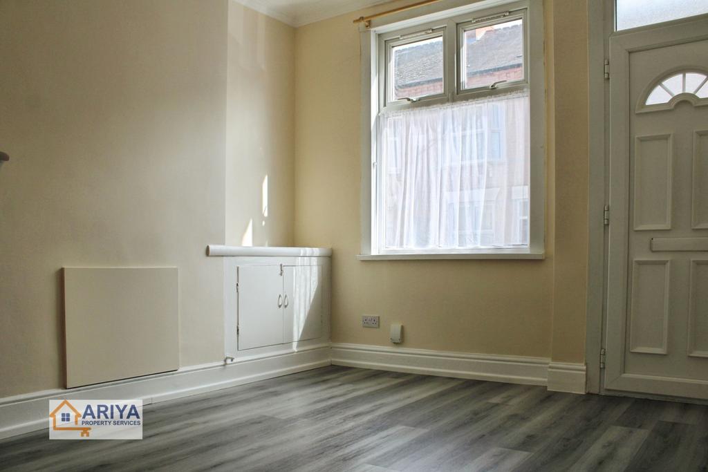 House in Leicester - View 2