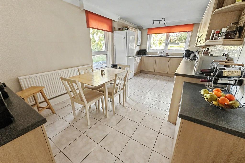 Apartment in Bournemouth - View 2